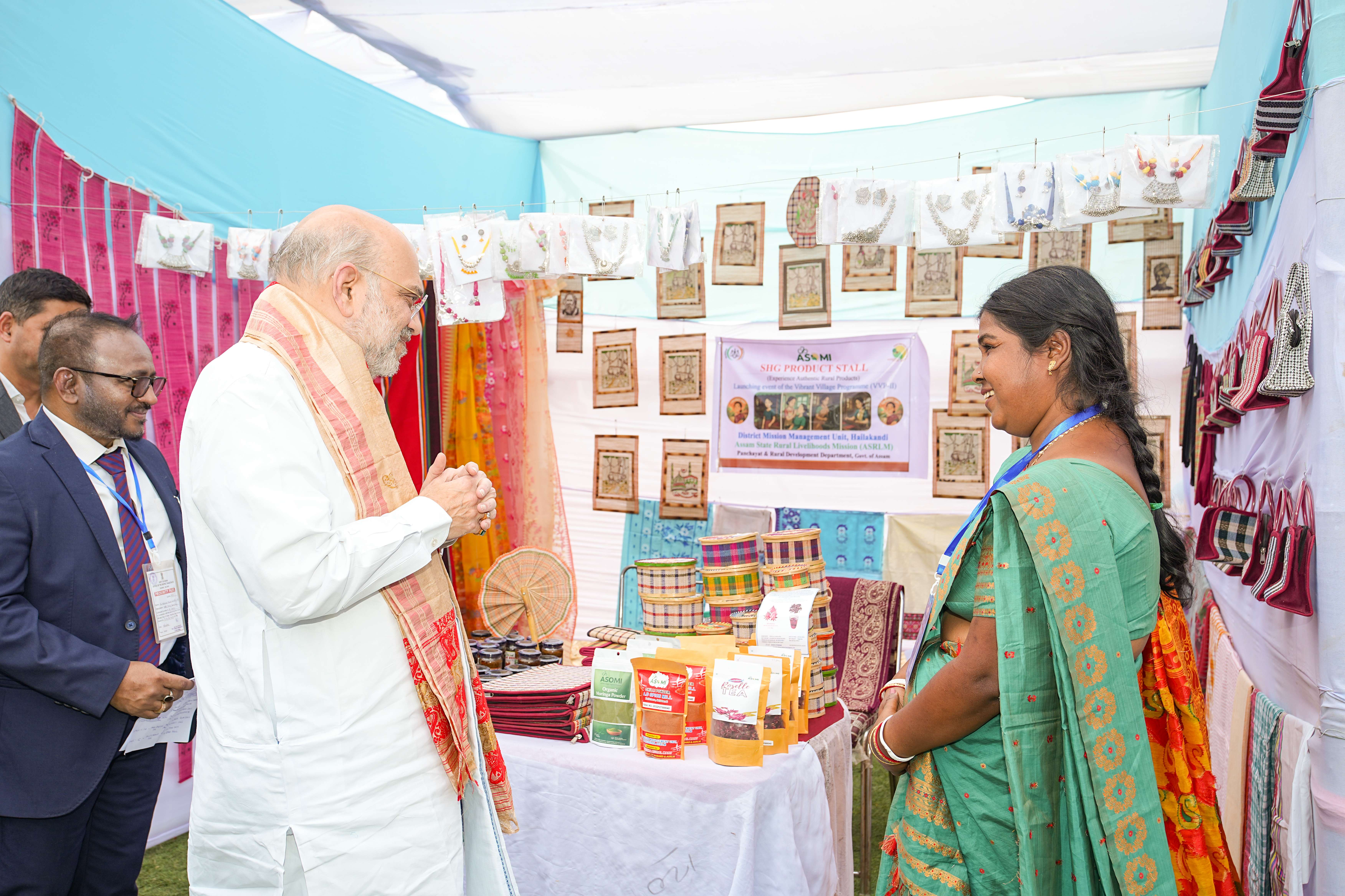 Union Home Minister and Minister of Cooperation Shri Amit Shah today visited the exhibition of local handicrafts held by self-help groups at Nathanpur in Cachar, Assam